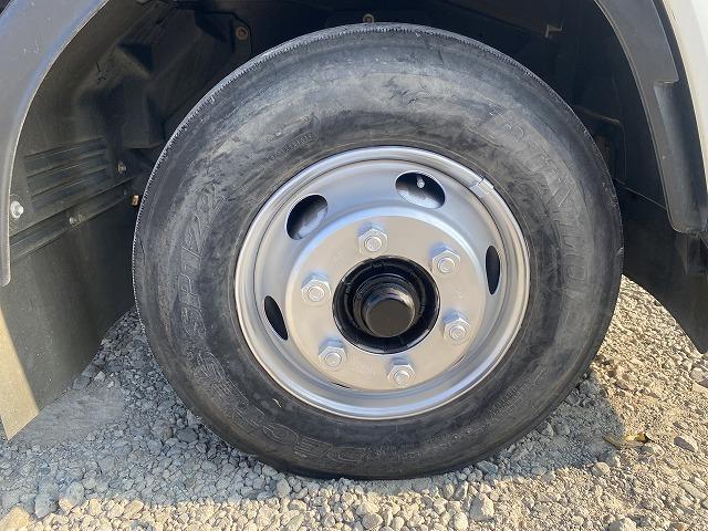 いすゞ 平ボディ フォワード|中古トラックの販売・買取・査定のアイナビ