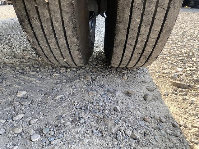 いすゞ 平ボディ フォワード|中古トラックの販売・買取・査定のアイナビ