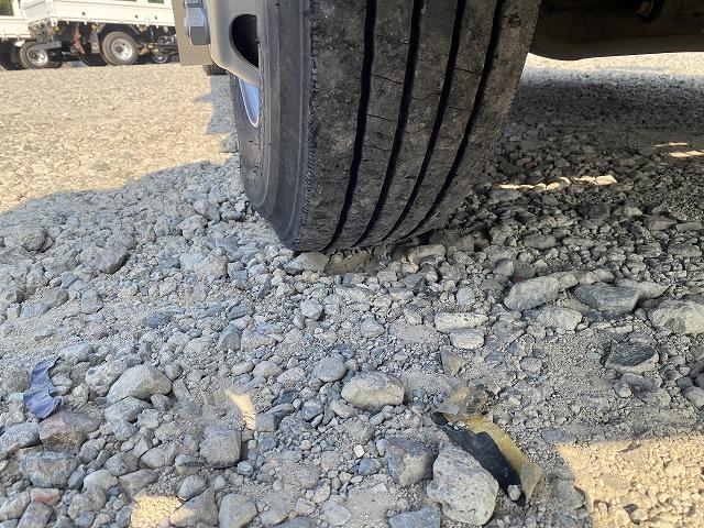 いすゞ 平ボディ フォワード|中古トラックの販売・買取・査定のアイナビ