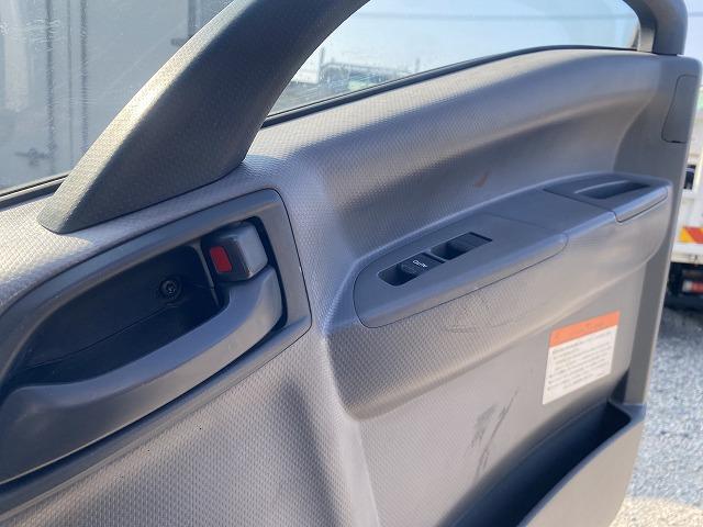 いすゞ 平ボディ フォワード|中古トラックの販売・買取・査定のアイナビ