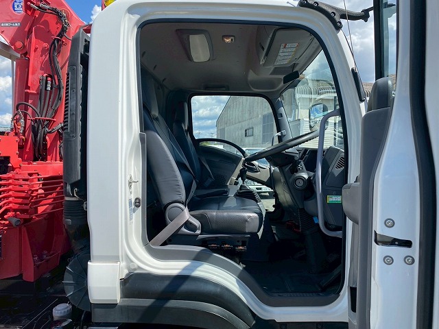 保証対象車両フックイン距離浅6速MT4t8tカーゴクレーン|中古トラックの販売・買取・査定のアイナビ