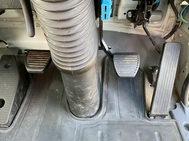 保証対象車両フックイン距離浅6速MT4t8tカーゴクレーン|中古トラックの販売・買取・査定のアイナビ