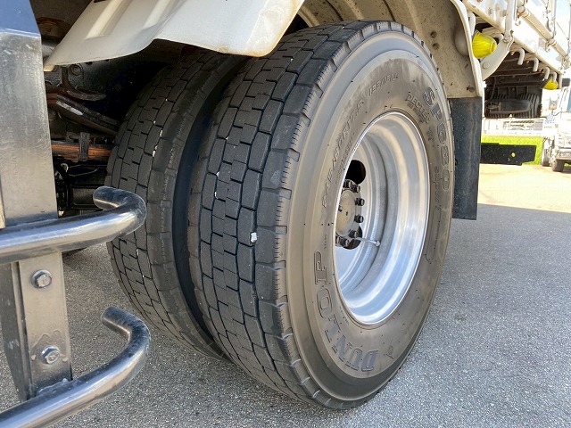 保証対象車両フックイン距離浅6速MT4t8tカーゴクレーン|中古トラックの販売・買取・査定のアイナビ