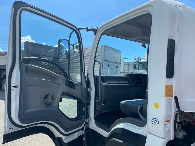 保証対象車両フックイン距離浅6速MT4t8tカーゴクレーン|中古トラックの販売・買取・査定のアイナビ