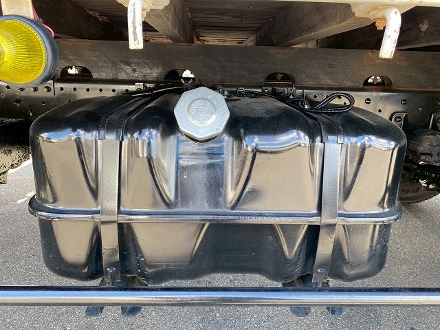 保証対象車両フックイン距離浅6速MT4t8tカーゴクレーン|中古トラックの販売・買取・査定のアイナビ