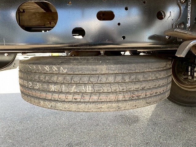 保証対象車両フックイン距離浅6速MT4t8tカーゴクレーン|中古トラックの販売・買取・査定のアイナビ