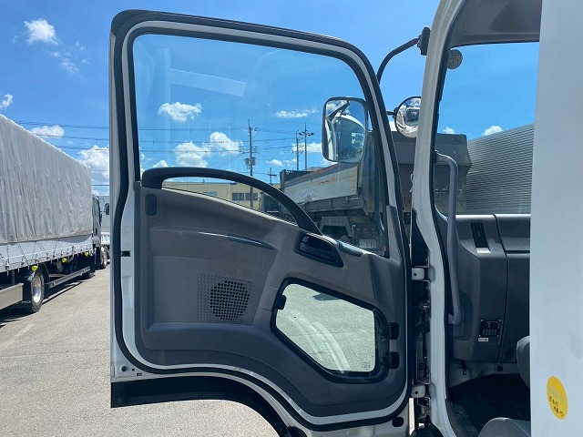 保証対象車両フックイン距離浅6速MT4t8tカーゴクレーン|中古トラックの販売・買取・査定のアイナビ