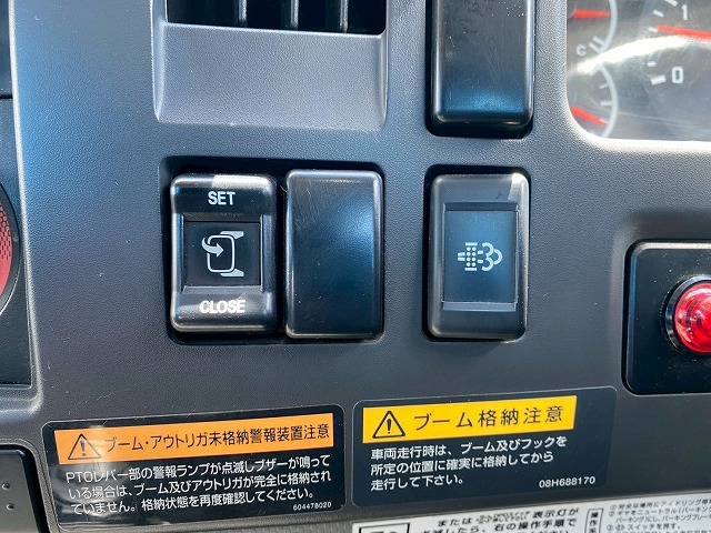 保証対象車両フックイン距離浅6速MT4t8tカーゴクレーン|中古トラックの販売・買取・査定のアイナビ