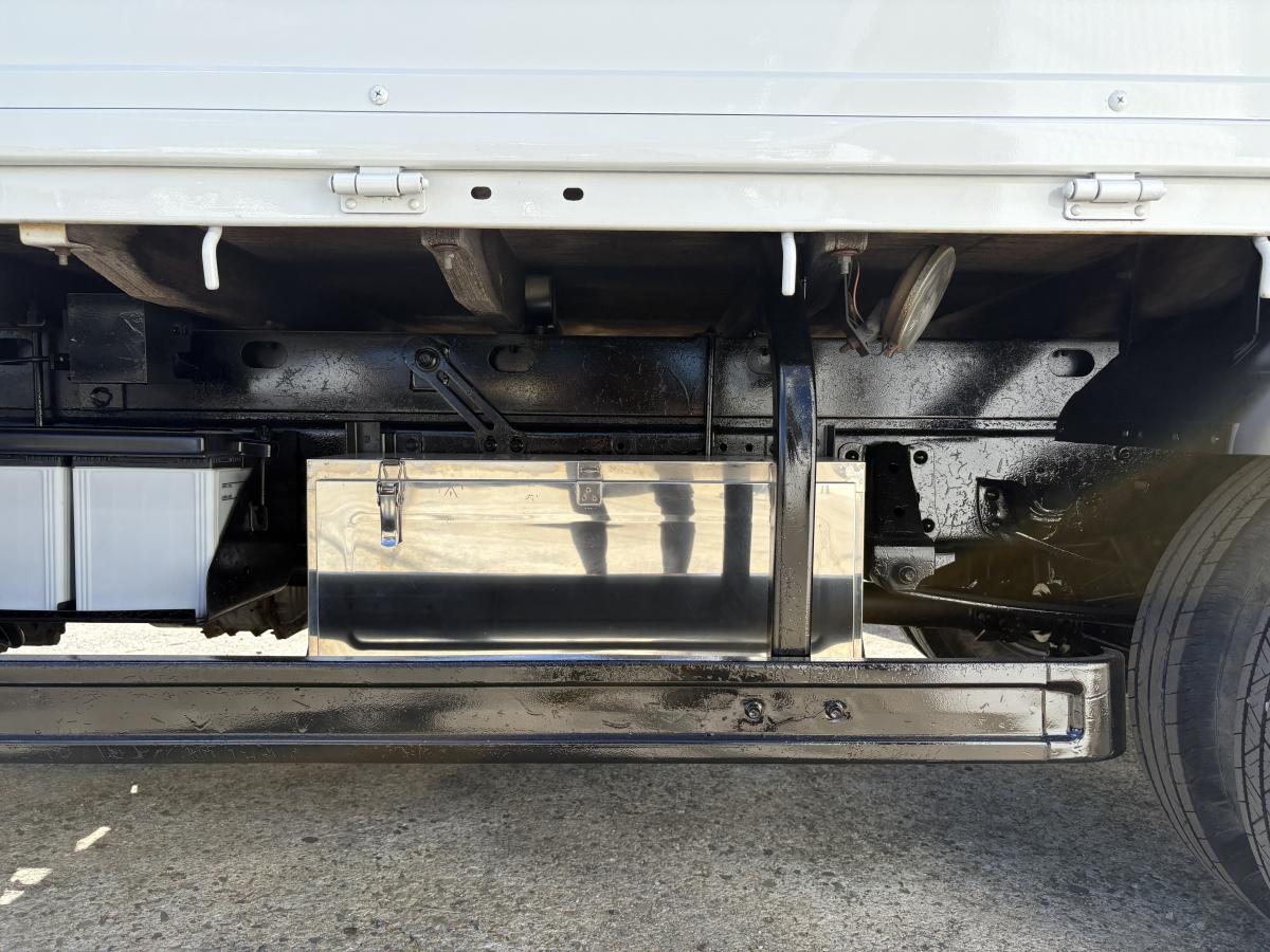 H19 エルフ 2t 3段クレーン|中古トラックの販売・買取・査定のアイナビ