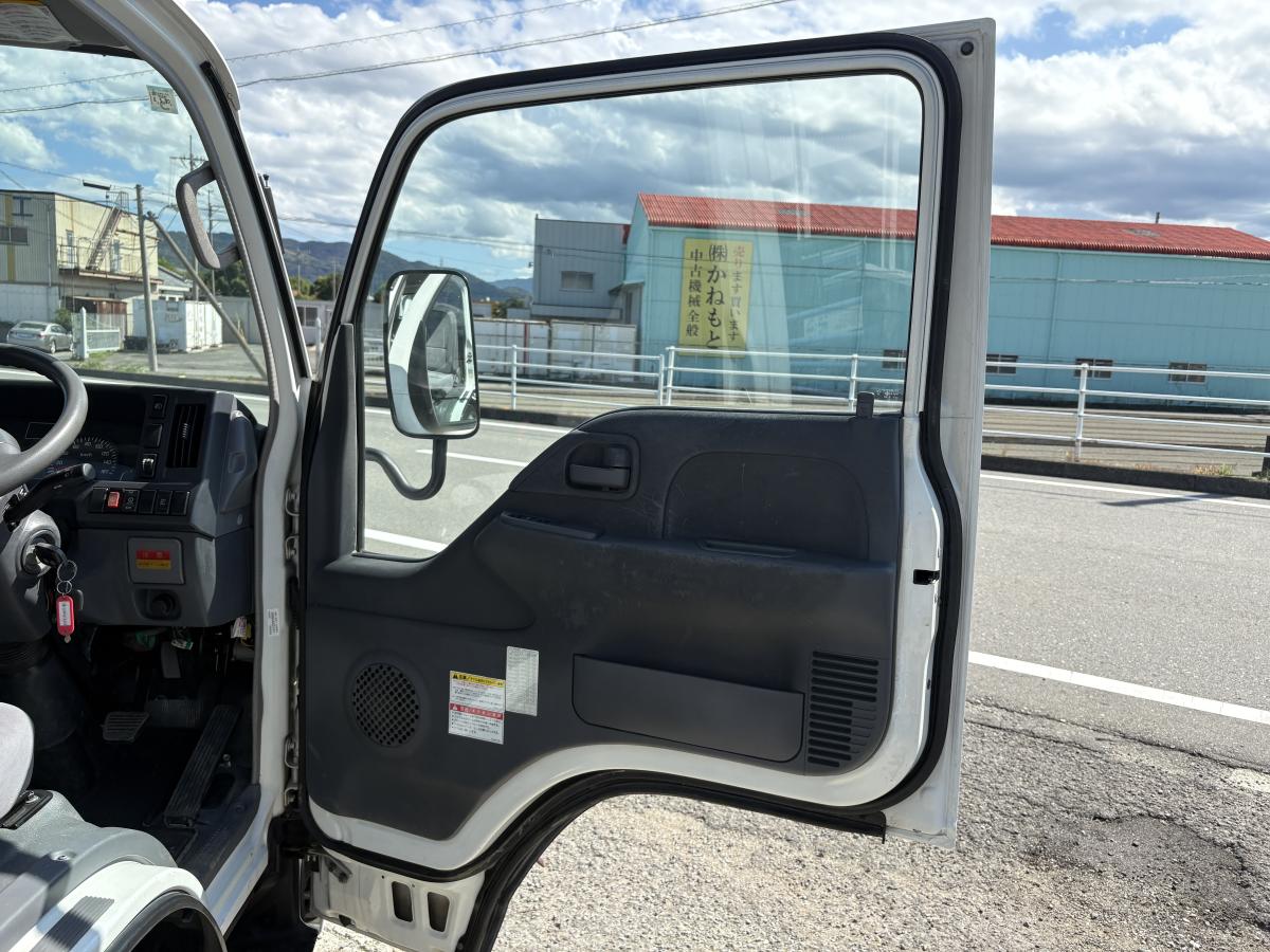 H19 エルフ 2t 3段クレーン|中古トラックの販売・買取・査定のアイナビ