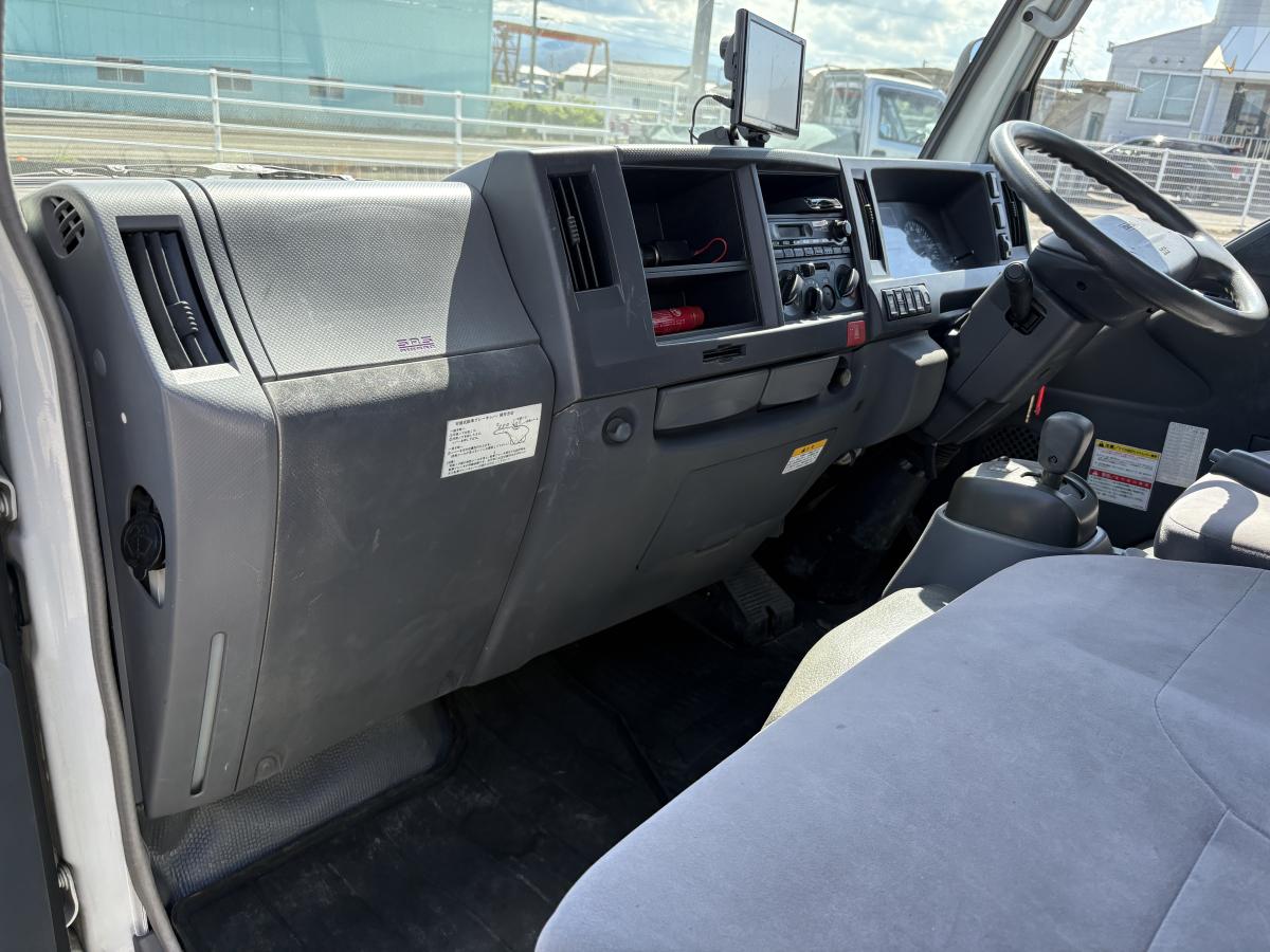 H19 エルフ 2t 3段クレーン|中古トラックの販売・買取・査定のアイナビ