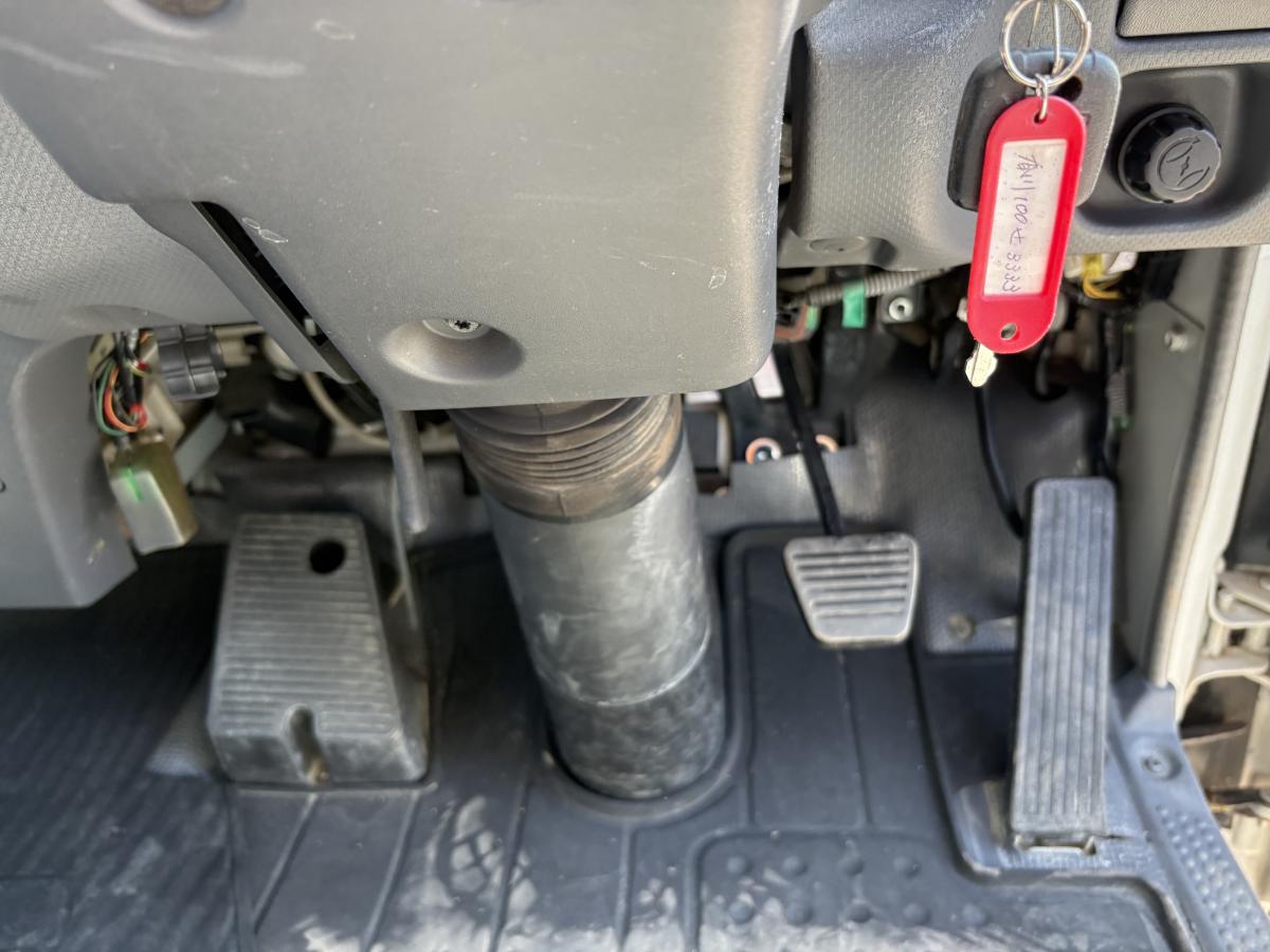 H19 エルフ 2t 3段クレーン|中古トラックの販売・買取・査定のアイナビ