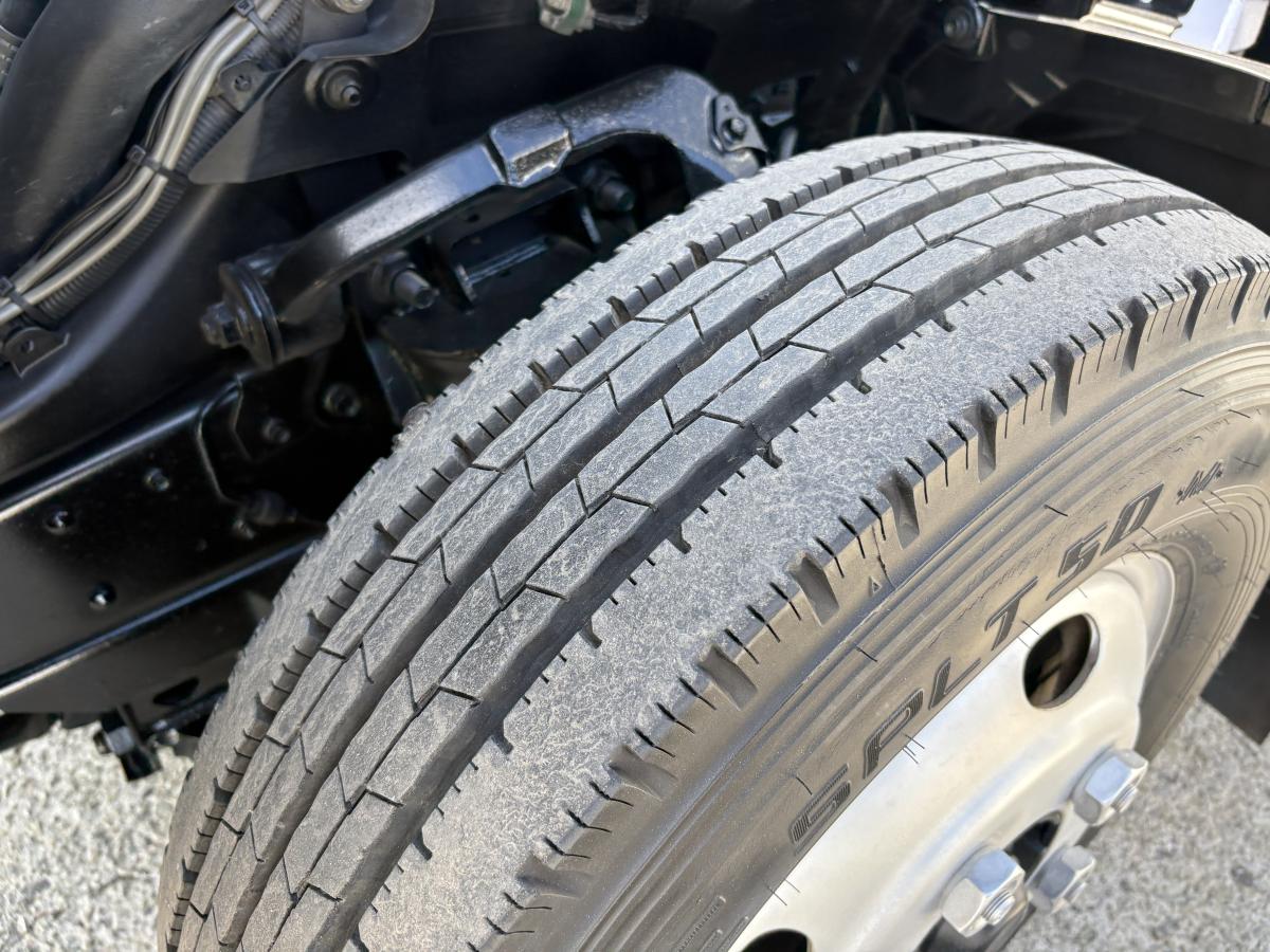 H19 エルフ 2t 3段クレーン|中古トラックの販売・買取・査定のアイナビ