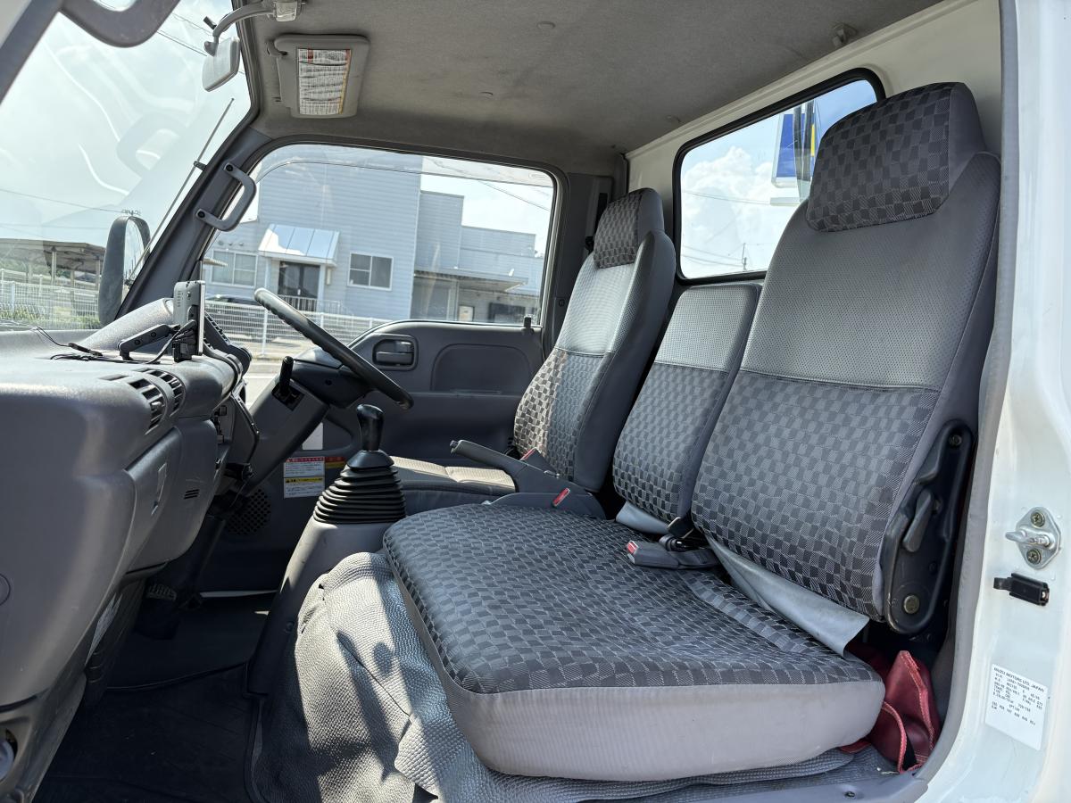 H18 タイタン 2t 3段クレーン|中古トラックの販売・買取・査定のアイナビ