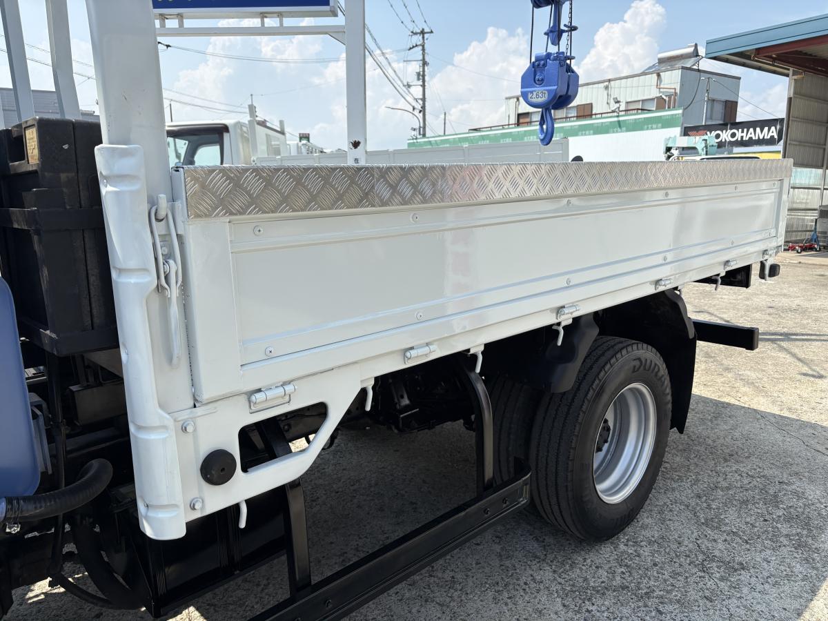 H18 タイタン 2t 3段クレーン|中古トラックの販売・買取・査定のアイナビ