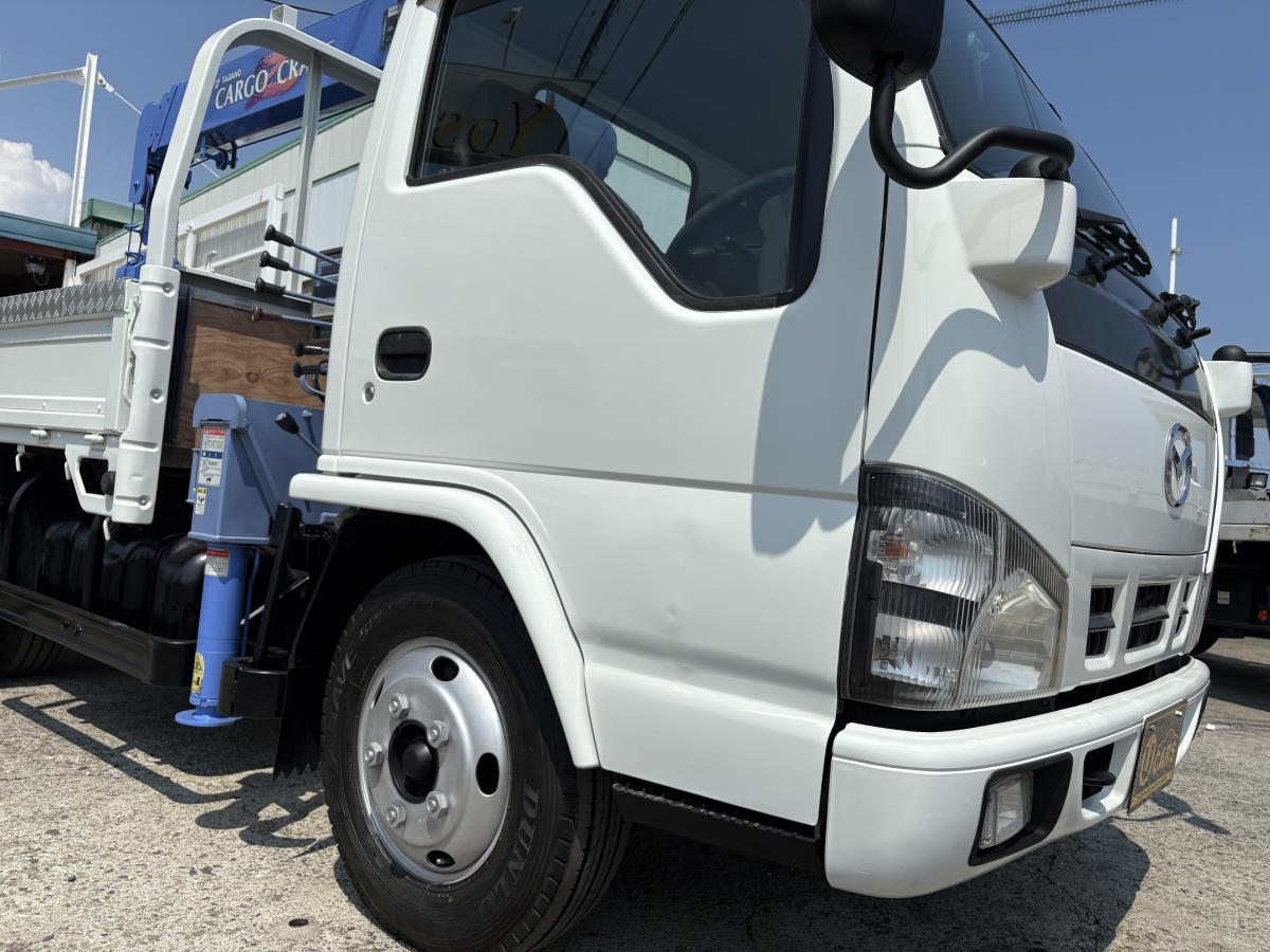 H18 タイタン 2t 3段クレーン|中古トラックの販売・買取・査定のアイナビ