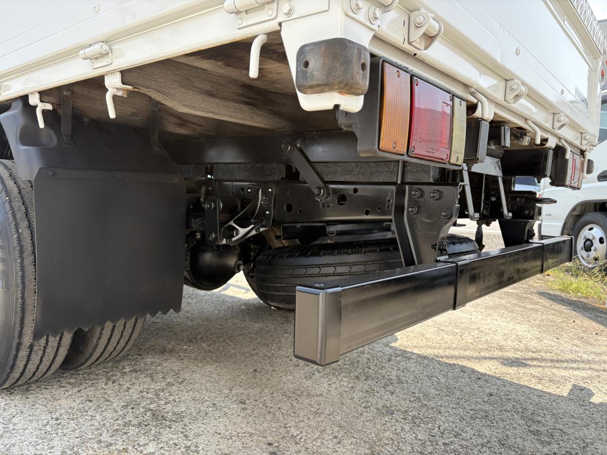 H18 タイタン 2t 3段クレーン|中古トラックの販売・買取・査定のアイナビ