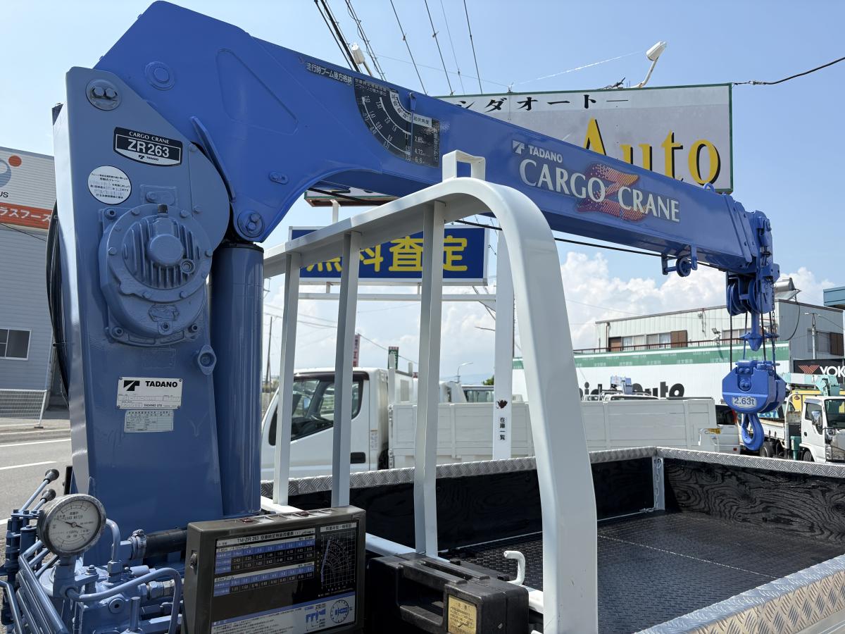 H18 タイタン 2t 3段クレーン|中古トラックの販売・買取・査定のアイナビ