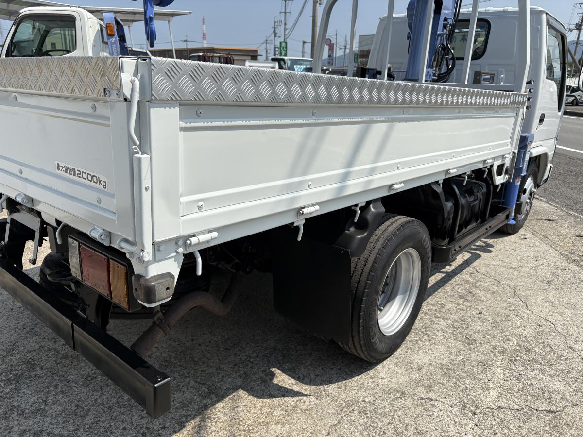 H18 タイタン 2t 3段クレーン|中古トラックの販売・買取・査定のアイナビ