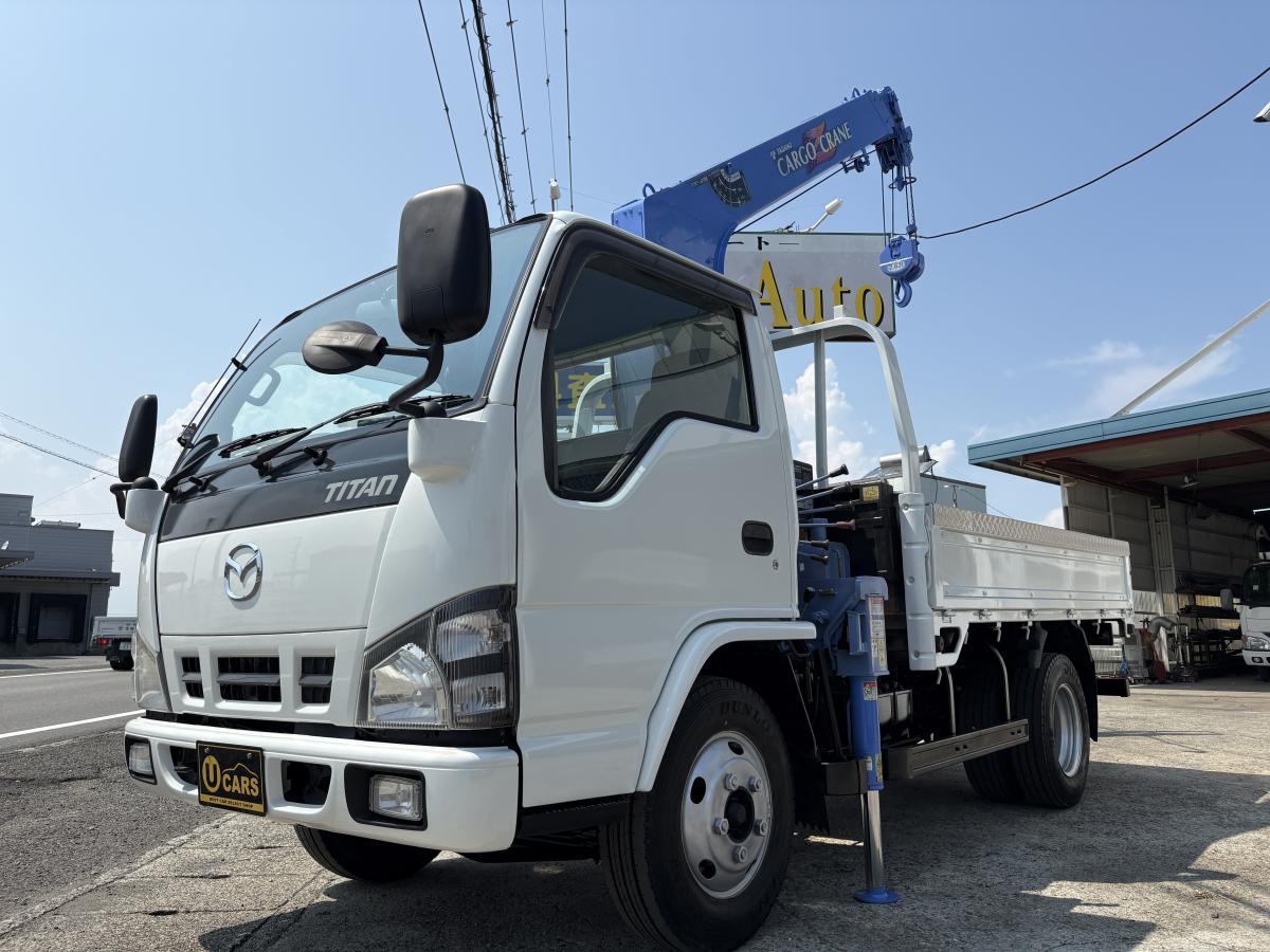 H18 タイタン 2t 3段クレーン|中古トラックの販売・買取・査定のアイナビ