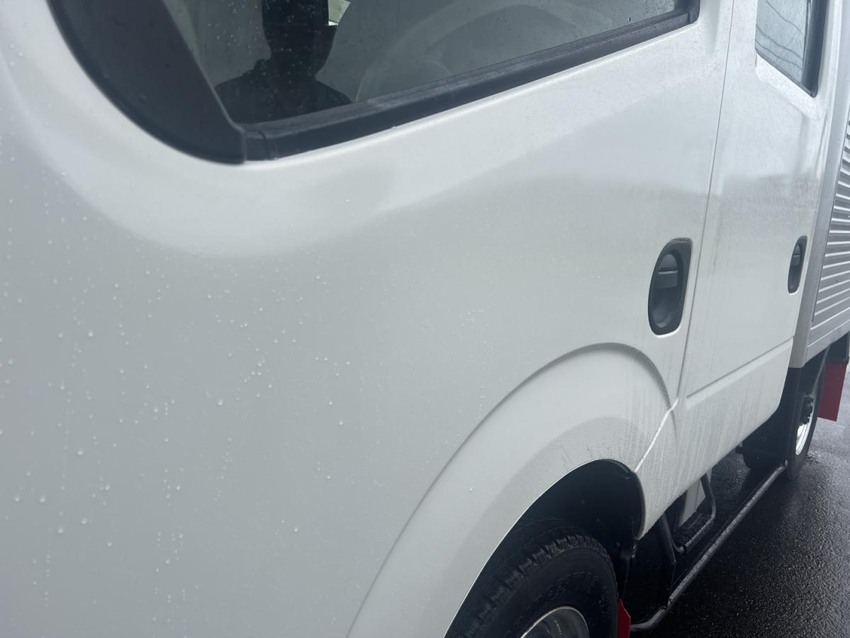 平成27年アトラスダブルキャブアルミバン切り替え4WD|中古トラックの販売・買取・査定のアイナビ