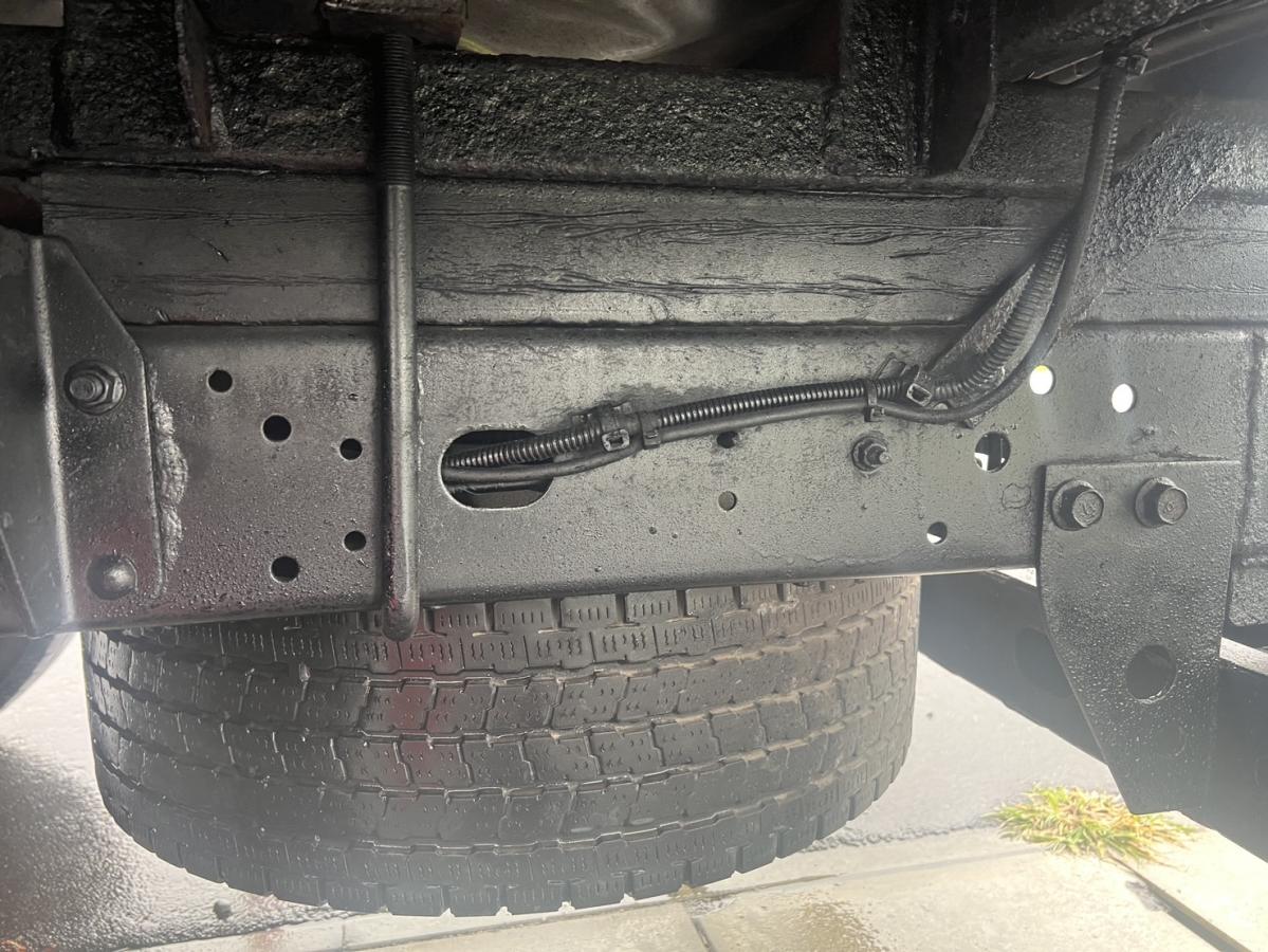 平成27年アトラスダブルキャブアルミバン切り替え4WD|中古トラックの販売・買取・査定のアイナビ