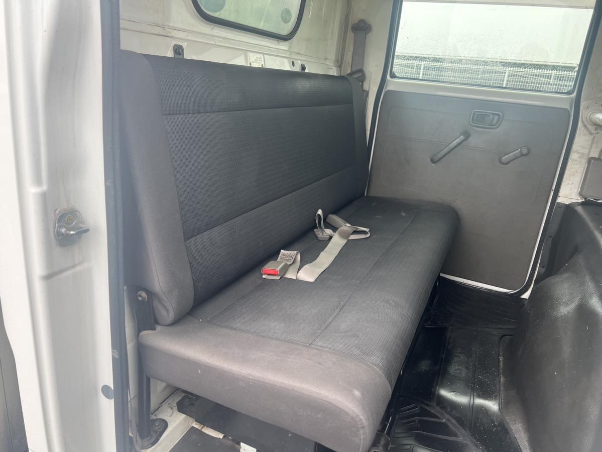 平成27年アトラスダブルキャブアルミバン切り替え4WD|中古トラックの販売・買取・査定のアイナビ