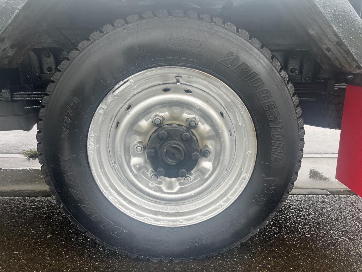 平成27年アトラスダブルキャブアルミバン切り替え4WD|中古トラックの販売・買取・査定のアイナビ