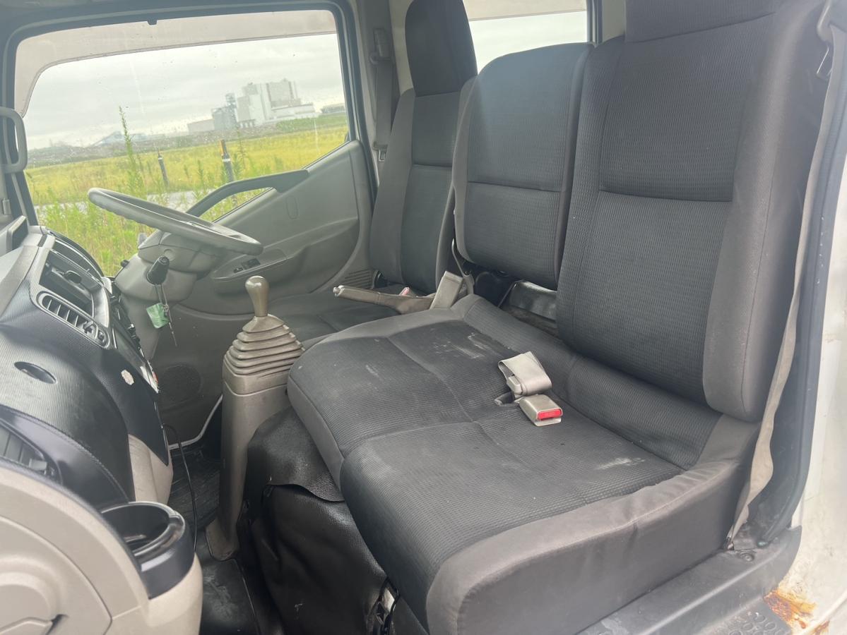 平成27年アトラスダブルキャブアルミバン切り替え4WD|中古トラックの販売・買取・査定のアイナビ