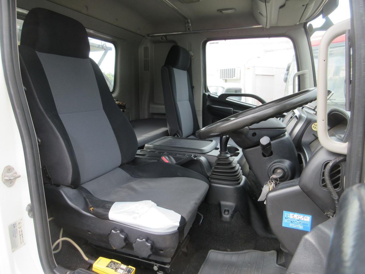 新明和 アームロール プレスコンテナ 増トン 車検付 !!|中古トラックの販売・買取・査定のアイナビ