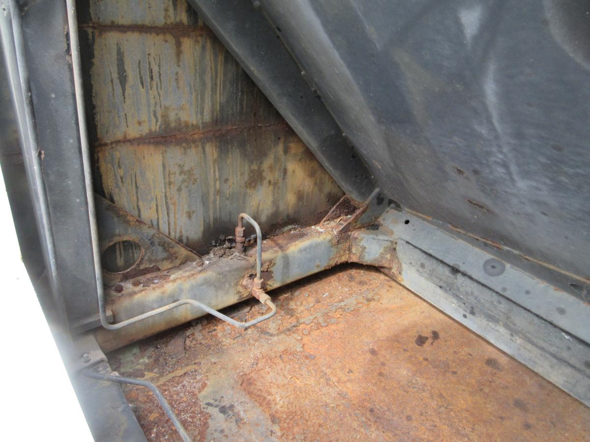 新明和 アームロール プレスコンテナ 増トン 車検付 !!|中古トラックの販売・買取・査定のアイナビ