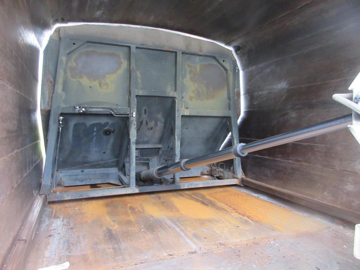 新明和 アームロール プレスコンテナ 増トン 車検付 !!|中古トラックの販売・買取・査定のアイナビ