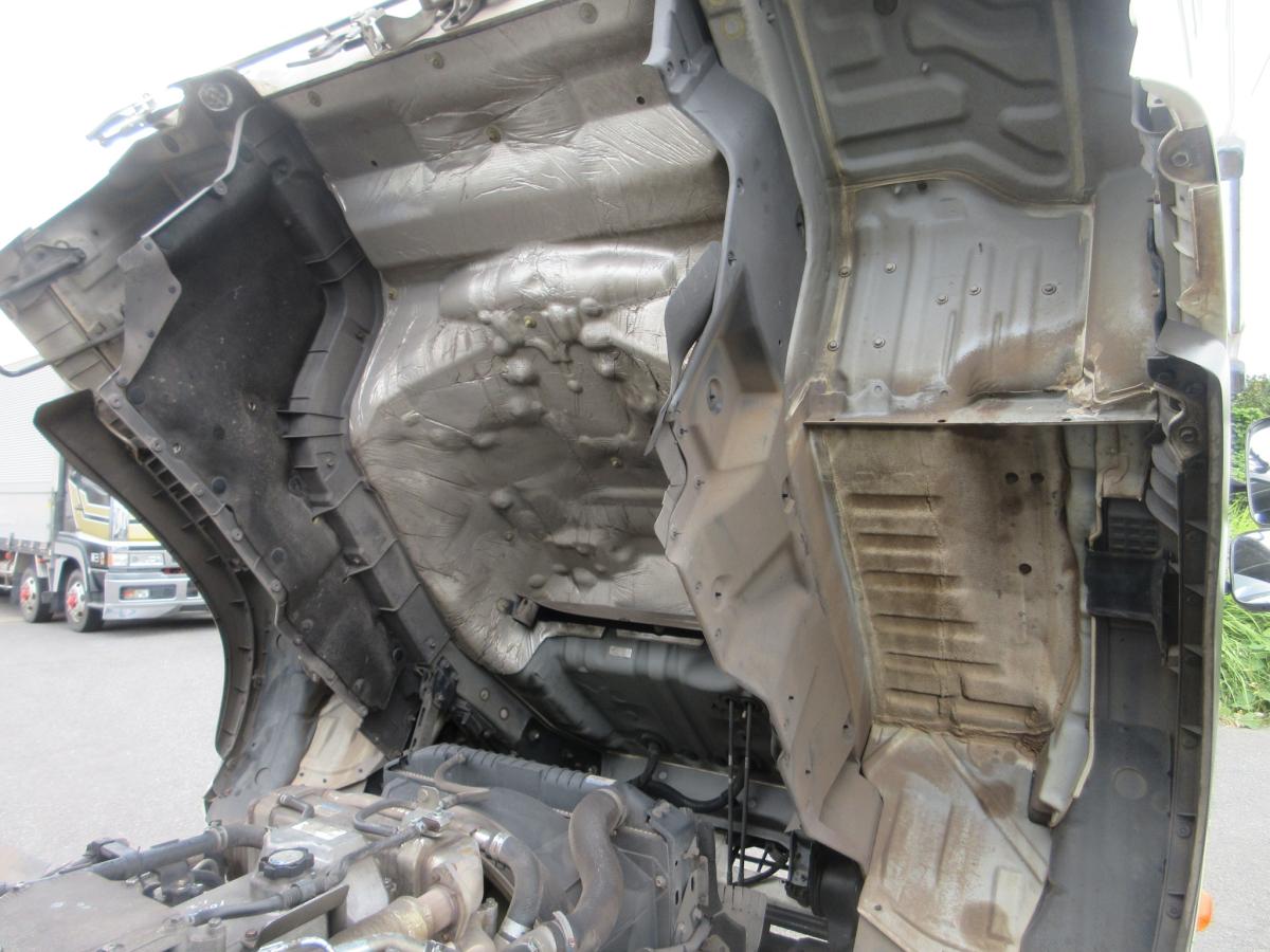 新明和 アームロール プレスコンテナ 増トン 車検付 !!|中古トラックの販売・買取・査定のアイナビ