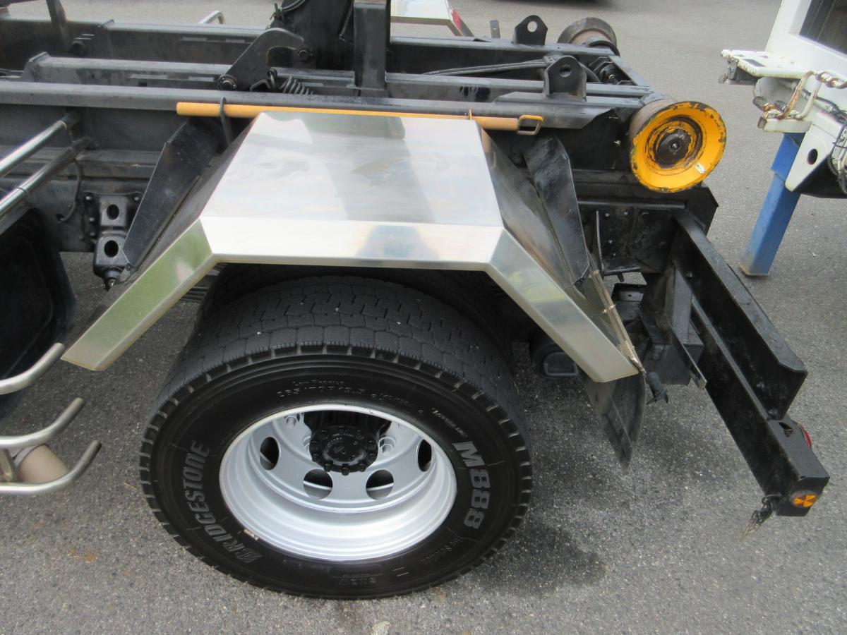 新明和 アームロール プレスコンテナ 増トン 車検付 !!|中古トラックの販売・買取・査定のアイナビ