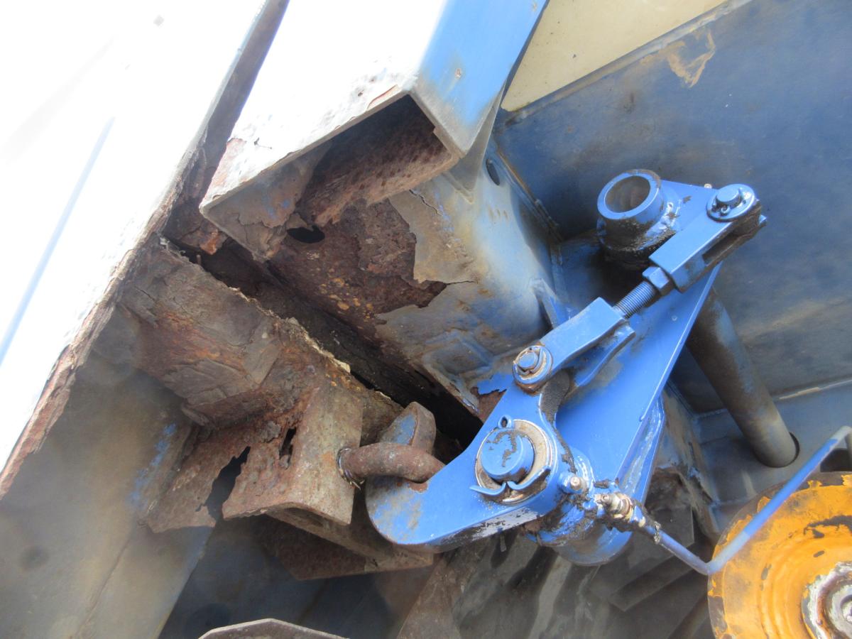 新明和 アームロール プレスコンテナ 増トン 車検付 !!|中古トラックの販売・買取・査定のアイナビ