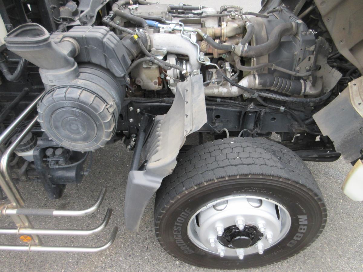 新明和 アームロール プレスコンテナ 増トン 車検付 !!|中古トラックの販売・買取・査定のアイナビ