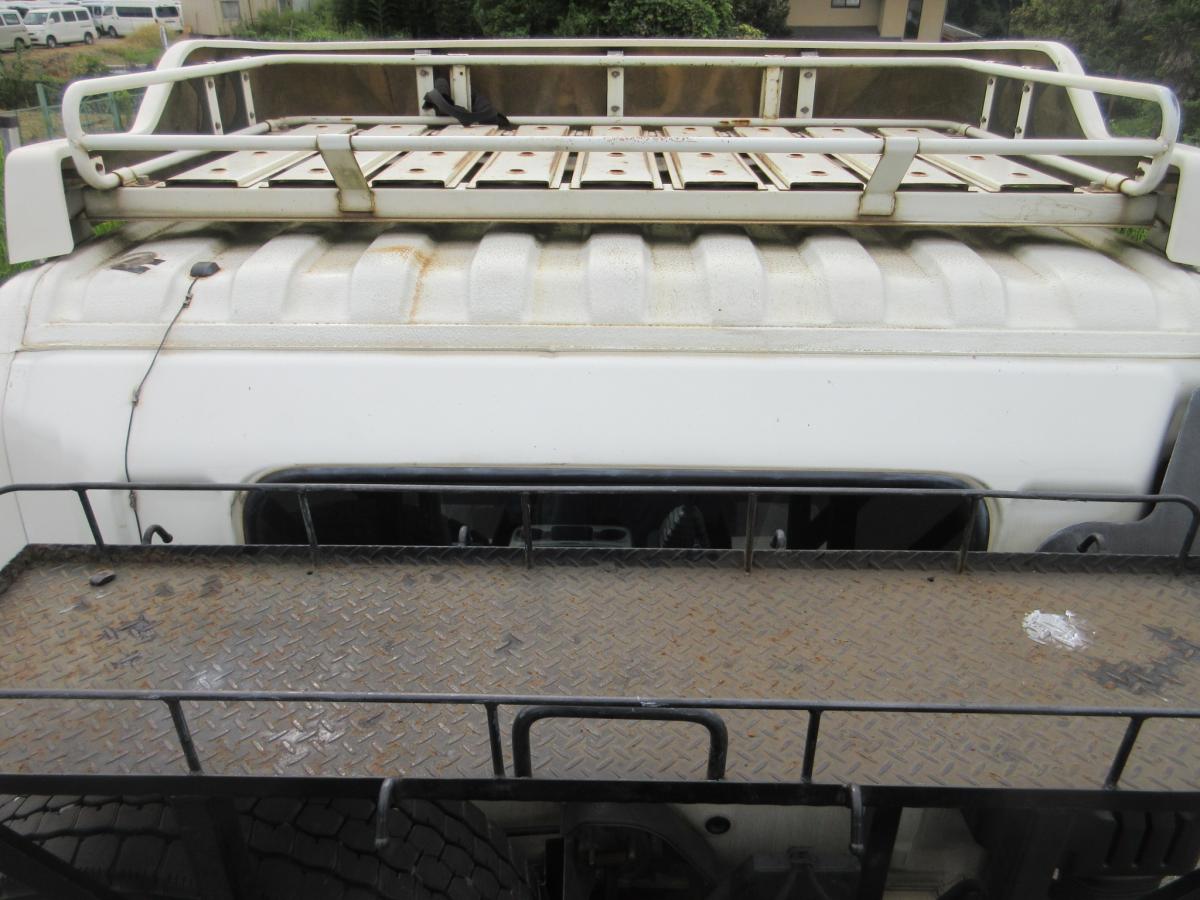 新明和 アームロール プレスコンテナ 増トン 車検付 !!|中古トラックの販売・買取・査定のアイナビ