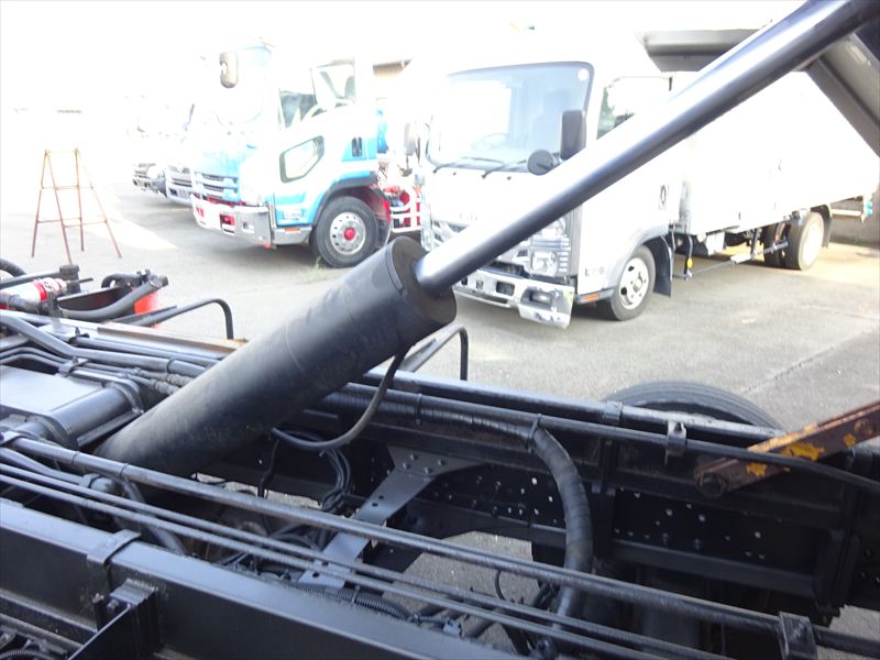 巻込 10.0㎥ モリタ|中古トラックの販売・買取・査定のアイナビ