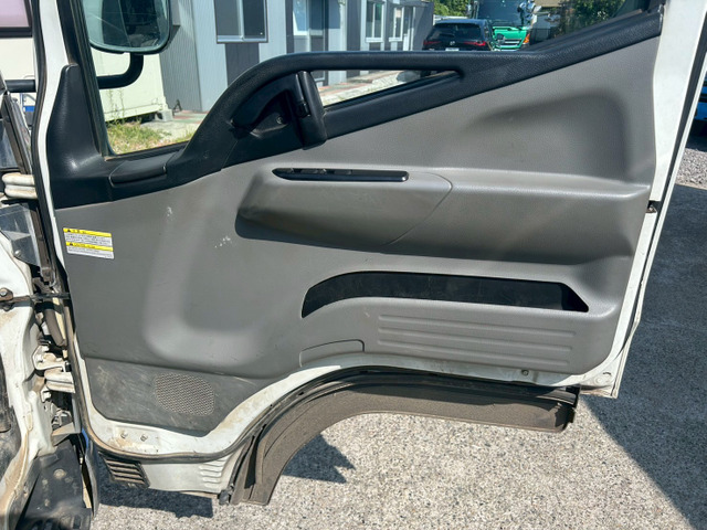 【Wキャブ×PG付】三菱ふそう/キャンター|中古トラックの販売・買取・査定のアイナビ