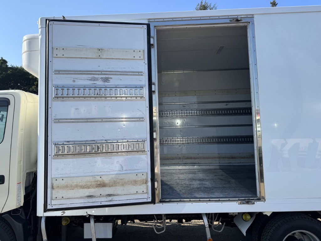 冷蔵冷凍車ワイドロングSDパワーゲート車検付|中古トラックの販売・買取・査定のアイナビ