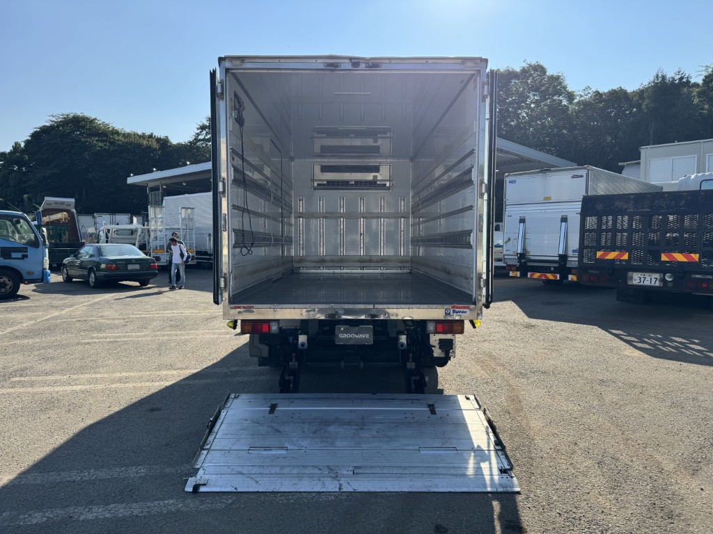 冷蔵冷凍車ワイドロングSDパワーゲート車検付|中古トラックの販売・買取・査定のアイナビ