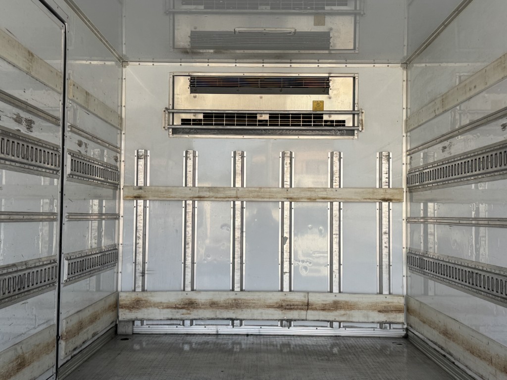 冷蔵冷凍車ワイドロングSDパワーゲート車検付|中古トラックの販売・買取・査定のアイナビ