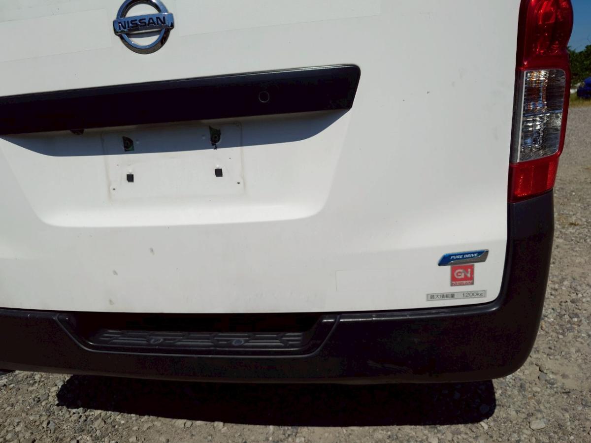 2.5クールバンDXロングボデイディーゼル車ナビ付ETC|中古トラックの販売・買取・査定のアイナビ