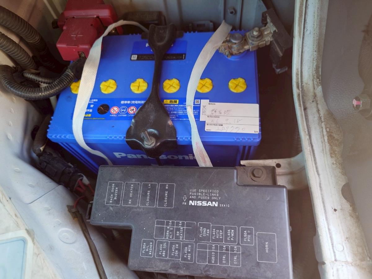 2.5クールバンDXロングボデイディーゼル車ナビ付ETC|中古トラックの販売・買取・査定のアイナビ