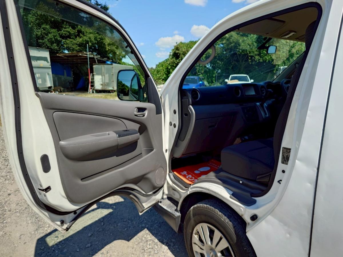 2.5クールバンDXロングボデイディーゼル車ナビ付ETC|中古トラックの販売・買取・査定のアイナビ