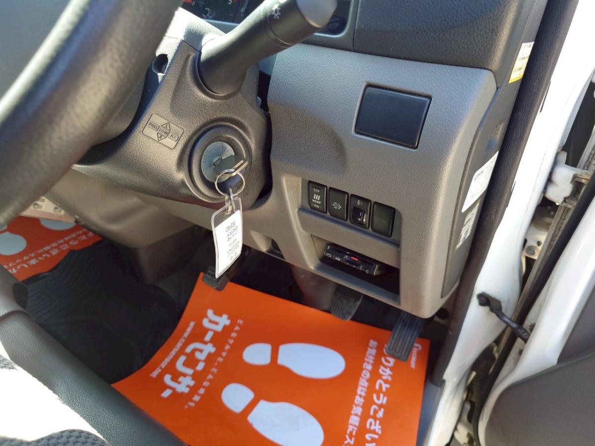 2.5クールバンDXロングボデイディーゼル車ナビ付ETC|中古トラックの販売・買取・査定のアイナビ