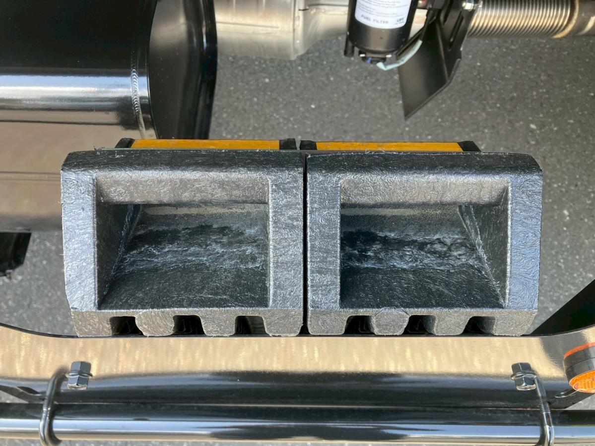 ☆未使用車 ワイド/ロング 跳上パワーゲート 純正ナビ|中古トラックの販売・買取・査定のアイナビ