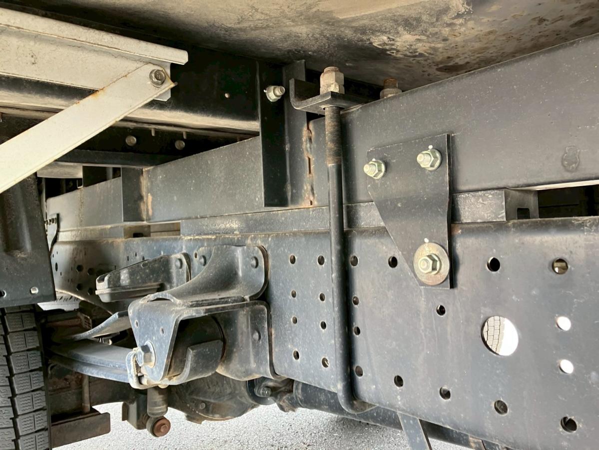 ☆R4 標準/ロング ラッシング2段 字光式ナンバー|中古トラックの販売・買取・査定のアイナビ