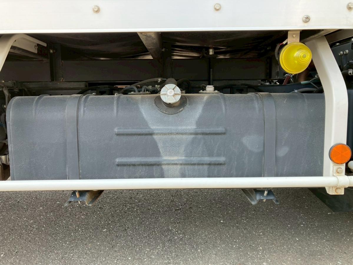 ☆R4 標準/ロング ラッシング2段 字光式ナンバー|中古トラックの販売・買取・査定のアイナビ