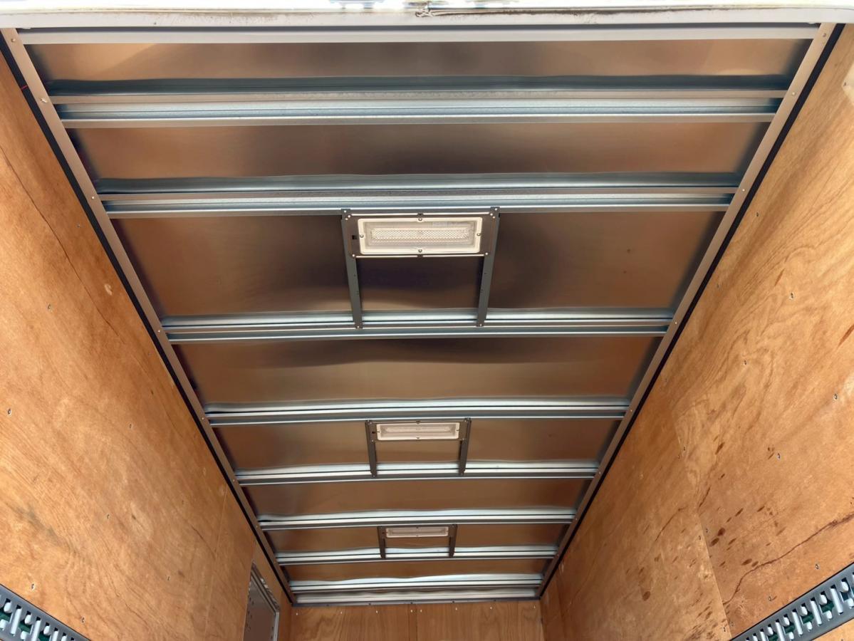 ☆R4 標準/ロング ラッシング2段 字光式ナンバー|中古トラックの販売・買取・査定のアイナビ